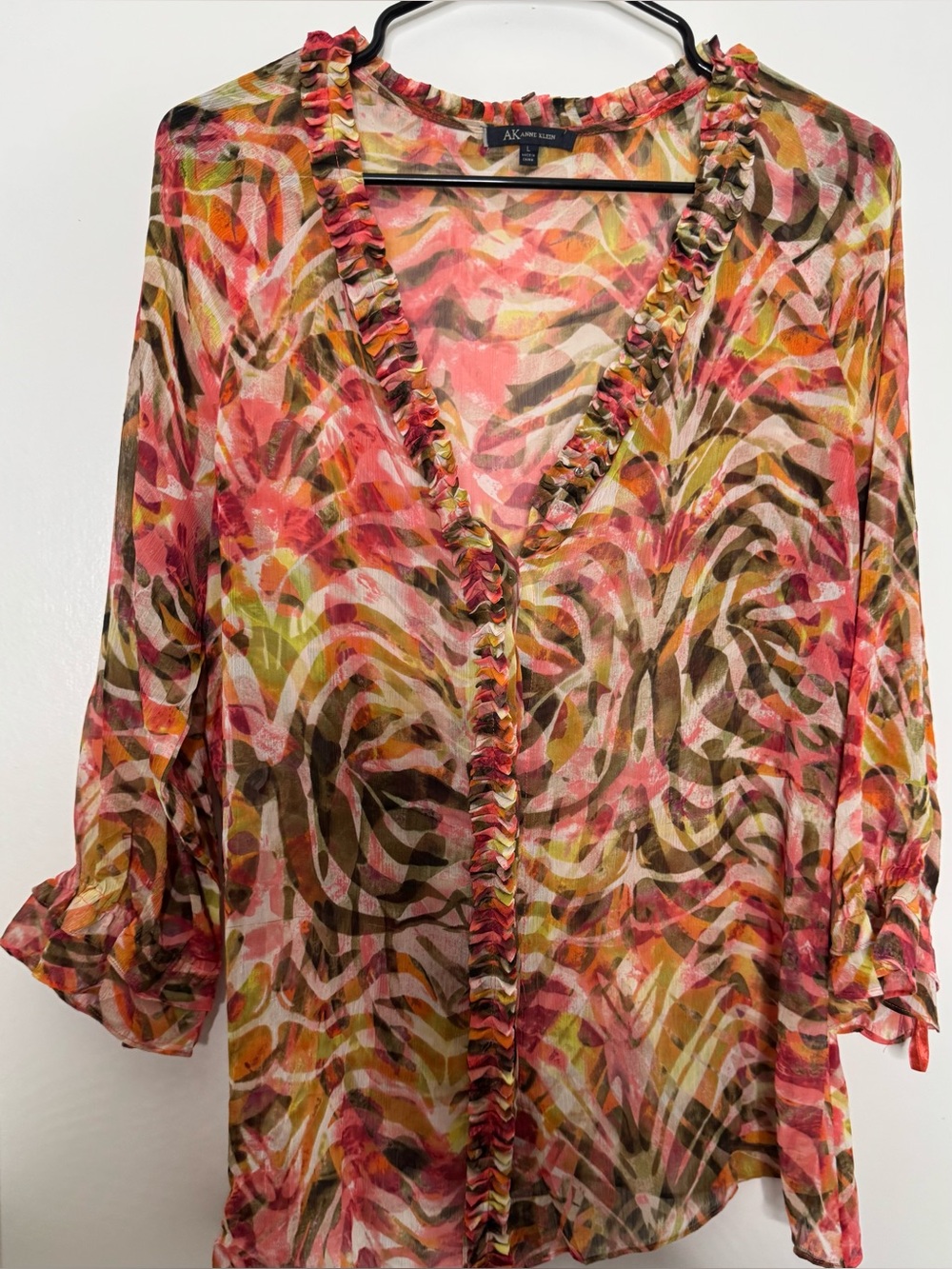 Anne Klein Pink Multi Floral Ruffle V-Neck Sheer button Blouse size large flowy